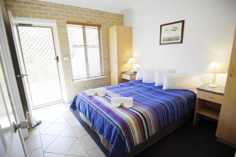Esperance Central Accommodation - Kingaroy Accommodation 41