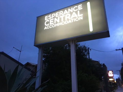 Esperance Central Accommodation - Kingaroy Accommodation 12