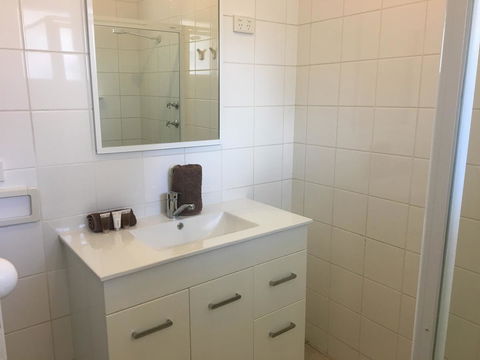 Esperance Central Accommodation - Kingaroy Accommodation 10