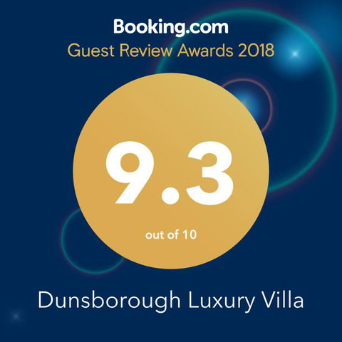 Dunsborough Luxury Villa - Kingaroy Accommodation 1