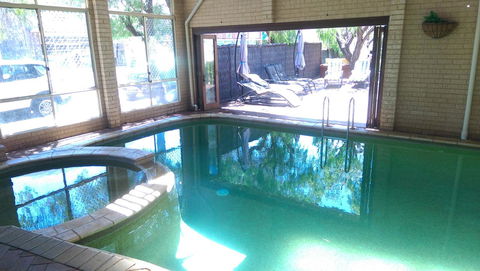 Dunsborough Luxury Villa - Kingaroy Accommodation 2