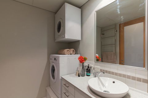 Cloisters - Kingaroy Accommodation 17