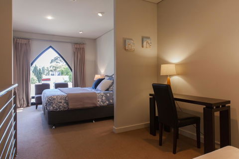 Cloisters - Kingaroy Accommodation 12