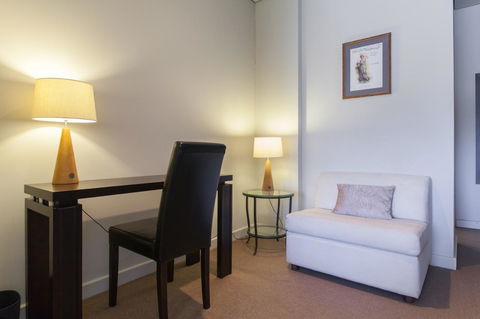 Cloisters - Kingaroy Accommodation 14