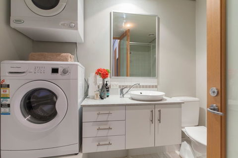 Cloisters - Kingaroy Accommodation 15