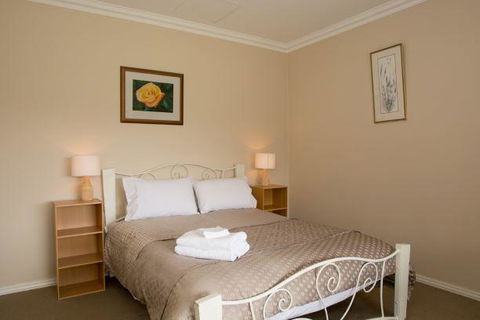 Yvonnes Rest Holiday Home - Kingaroy Accommodation 5