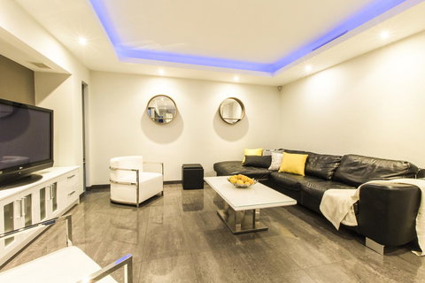 Ambar Villa Between City And Freo - Kingaroy Accommodation 5