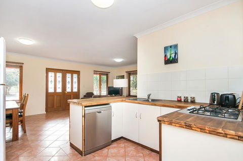 Coranda Lodge - Kingaroy Accommodation 16