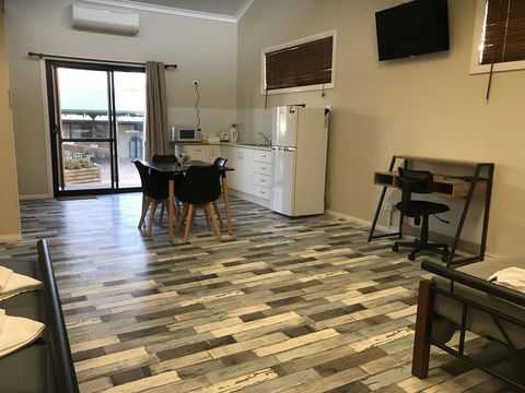 Sabai Accommodation - Kingaroy Accommodation 7