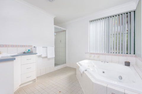 Surfside Ocean Beach Denmark Holiday Accommodation - Kingaroy Accommodation 26