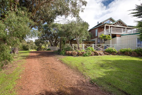 Surfside Ocean Beach Denmark Holiday Accommodation - Kingaroy Accommodation 24