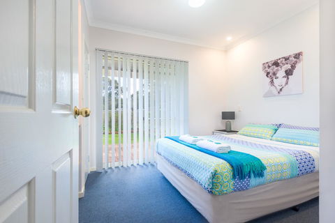 Surfside Ocean Beach Denmark Holiday Accommodation - Kingaroy Accommodation 12