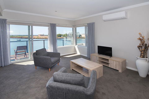 Oceans Edge - Busselton - Kingaroy Accommodation 6