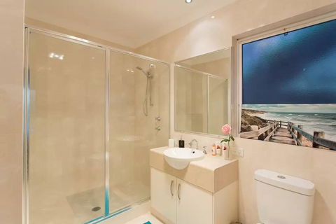 Sorrento Beach Manor - Kingaroy Accommodation 21