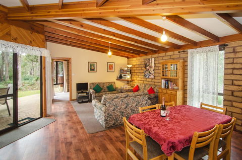 Yelverton Brook Conservation Sanctuary - Kingaroy Accommodation 29