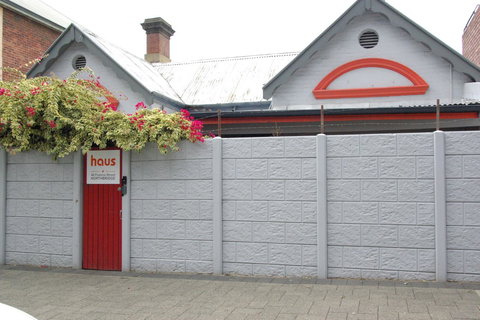 Haus Accommodation - Kingaroy Accommodation 0