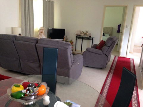 Bright & Beautiful Home On The Hills! - Kingaroy Accommodation 8