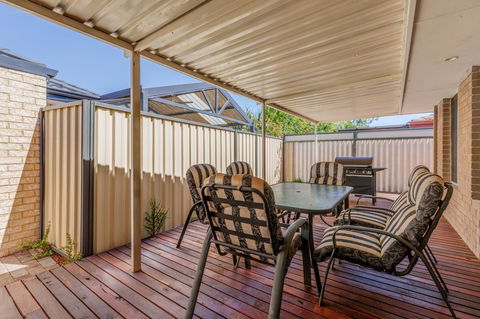 Brilliant, Neat, Convenient, Family-friendly House - Kingaroy Accommodation 13