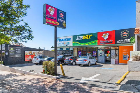 Como South Perth Villa - Kingaroy Accommodation 27