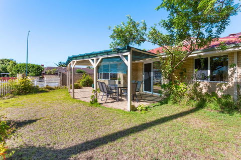 Como South Perth Villa - Kingaroy Accommodation 22