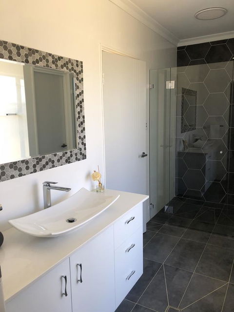The Shak Kalbarri - Kingaroy Accommodation 15