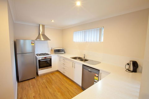 Cape Villas - Kingaroy Accommodation 19