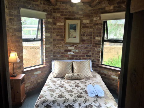 Beach House Dunsborough - Kingaroy Accommodation 18
