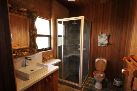 Beach House Dunsborough - Kingaroy Accommodation 16