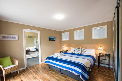 Cape Howe Cottages - Kingaroy Accommodation 40