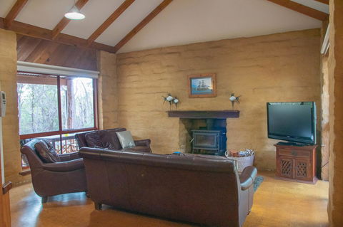 Denmark Forest Retreat - Kingaroy Accommodation 22