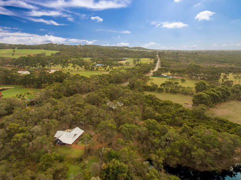 Denmark Forest Retreat - Kingaroy Accommodation 4