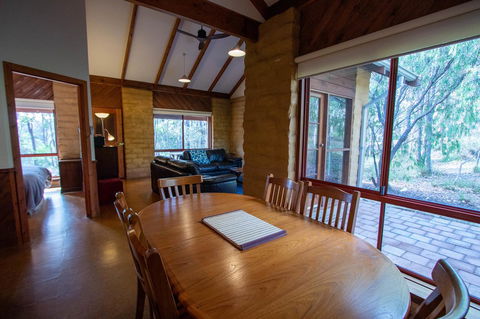 Denmark Forest Retreat - Kingaroy Accommodation 10