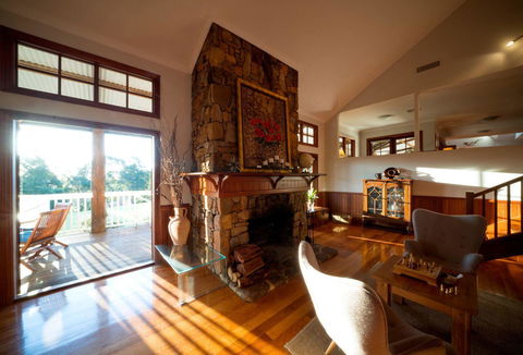 The Farmhouse - Kingaroy Accommodation 8