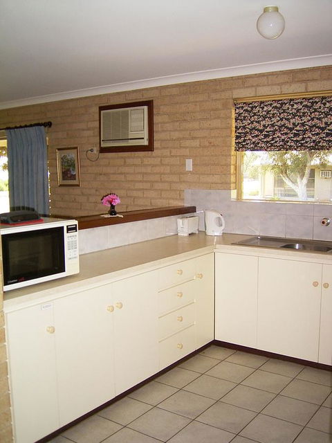 Kalbarri Riverfront Unit - Kingaroy Accommodation 12