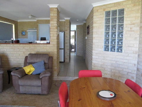 Kalbarri Riverfront Unit - Kingaroy Accommodation 16