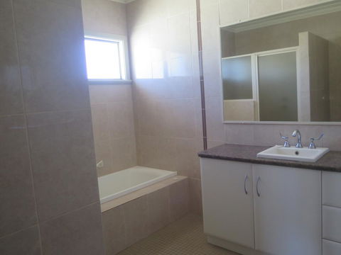 Kalbarri Riverfront Unit - Kingaroy Accommodation 11