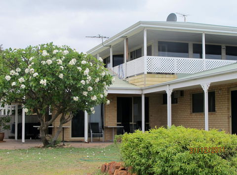 Kalbarri Riverfront Unit - Kingaroy Accommodation 2