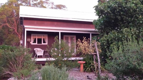 Di's Cabin In Dwellingup - Kingaroy Accommodation 5
