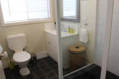 Francisca\'s Cottage - Kingaroy Accommodation 9