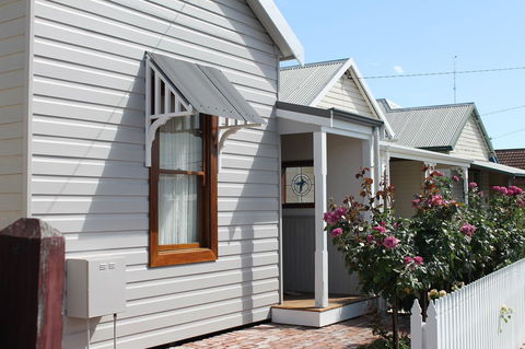 Bluebird Cottage - Kingaroy Accommodation 31