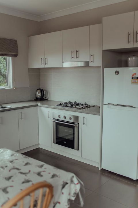 Bluebird Cottage - Kingaroy Accommodation 20