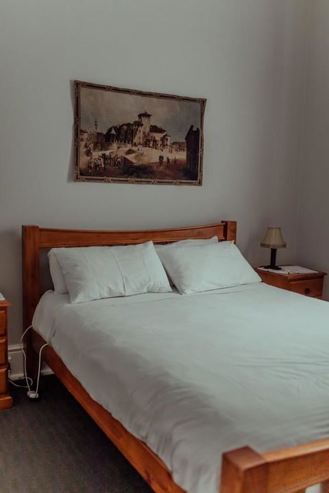 Bluebird Cottage - Kingaroy Accommodation 6