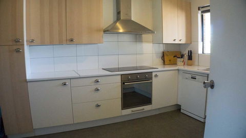 Relax, Bright & Airy Garden Villa - Kingaroy Accommodation 33