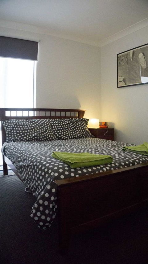 Relax, Bright & Airy Garden Villa - Kingaroy Accommodation 17