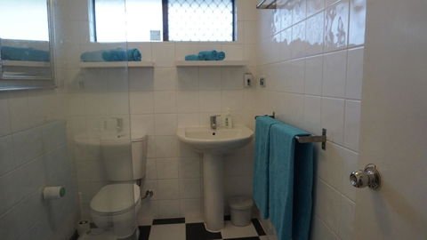 Relax, Bright & Airy Garden Villa - Kingaroy Accommodation 40