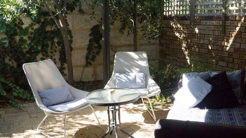 Relax, Bright & Airy Garden Villa - Kingaroy Accommodation 27