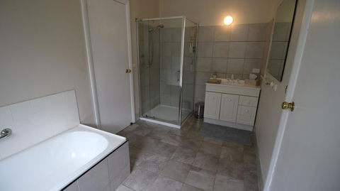Daisy Cottage - Kingaroy Accommodation 19