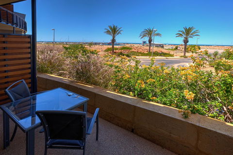 Mantarays Ningaloo Beach Resort - Kingaroy Accommodation 17