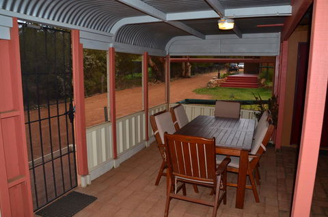 Bindoon's Windmill Farm - Kingaroy Accommodation 6