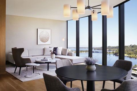The Ritz-Carlton, Perth - Kingaroy Accommodation 12